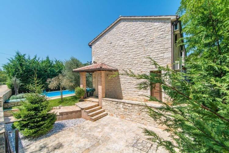 Villa In A Typical Istrian Rustical Style Sveti Lovreč Pazenatički Extérieur photo